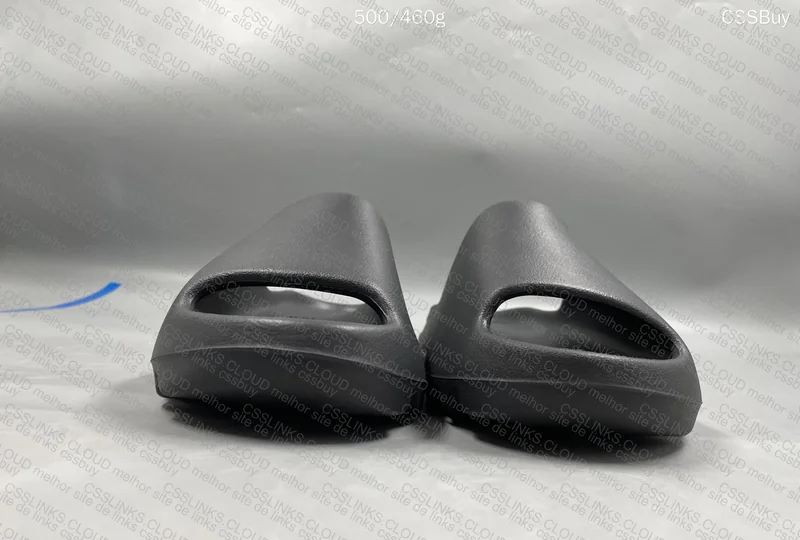 Yeezy Slide Onyx 3