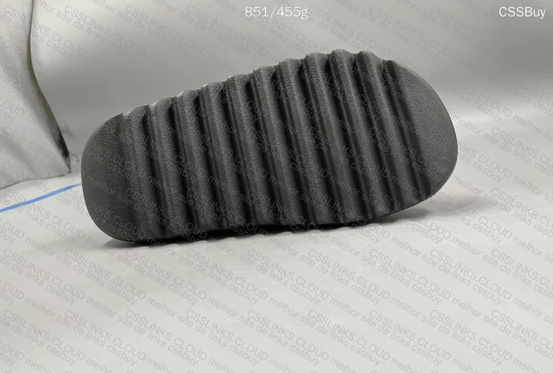 Yeezy Slide Onyx 5