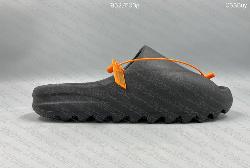 YEEZY SLIDE ONYX