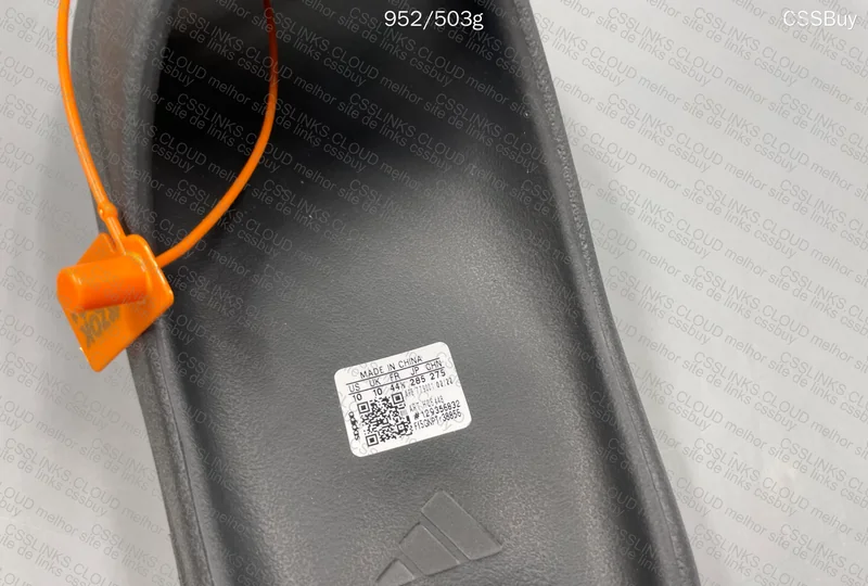 YEEZY SLIDE ONYX 5