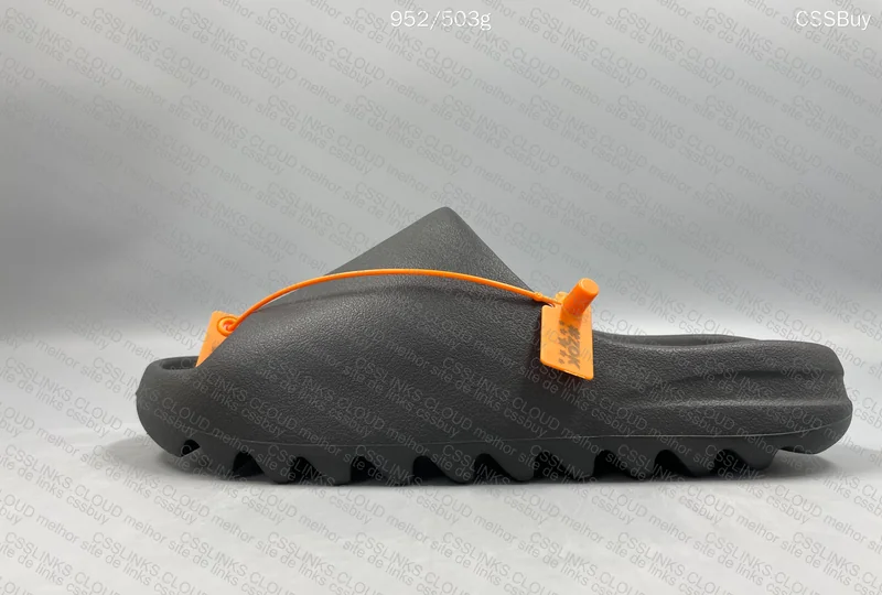 YEEZY SLIDE ONYX 6