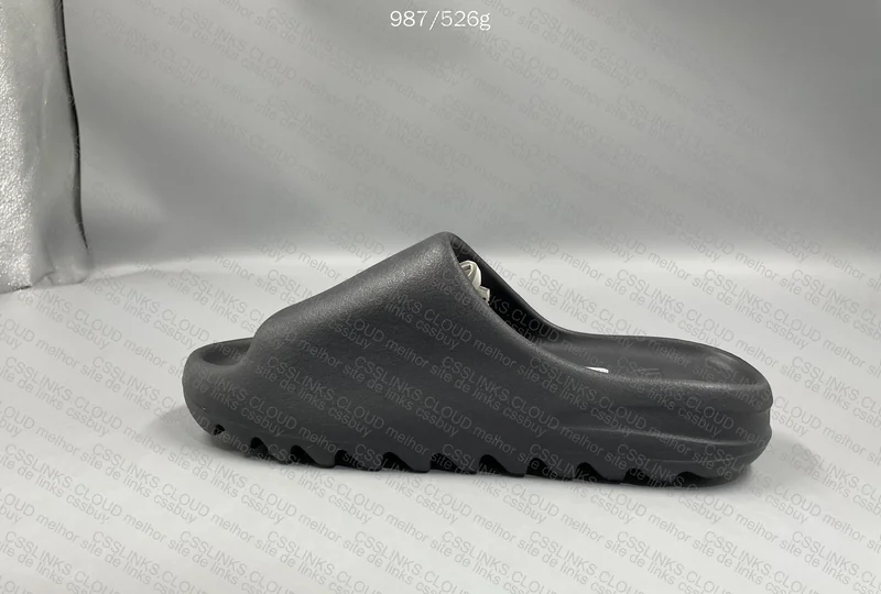 YEEZY SLIDE ONYX 2