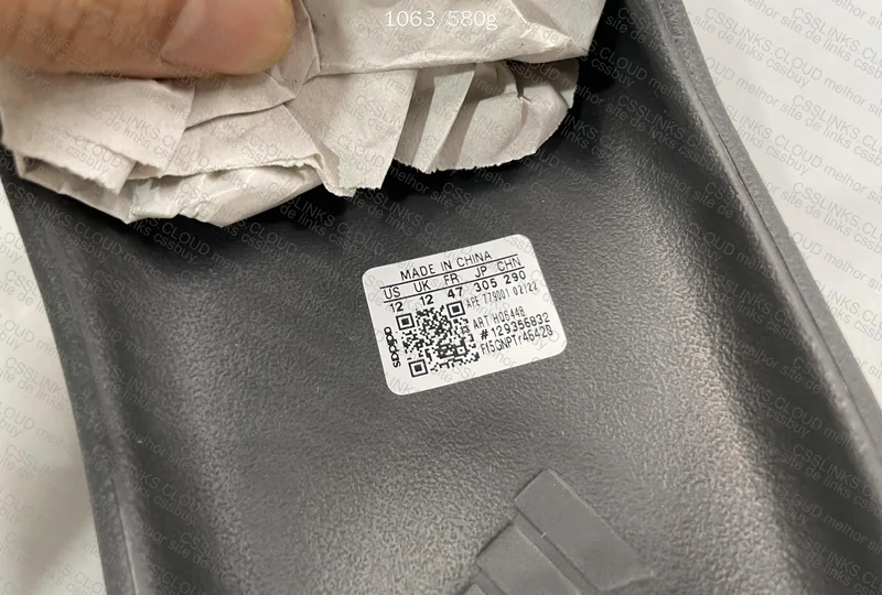 YEEZY slide onyx 5
