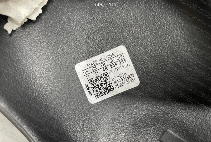 yeezy slide onyx 2