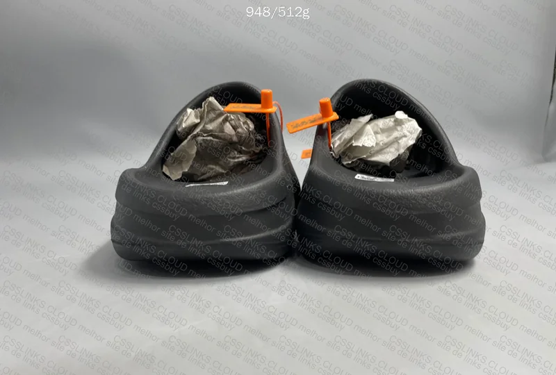 yeezy slide onyx 9