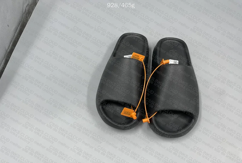 YEEZY SLIDE ONYX