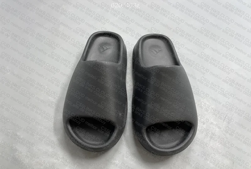 Yeezy Slide onyx 2
