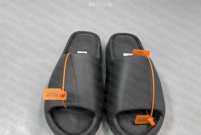 Yeezy Slide - Onyx