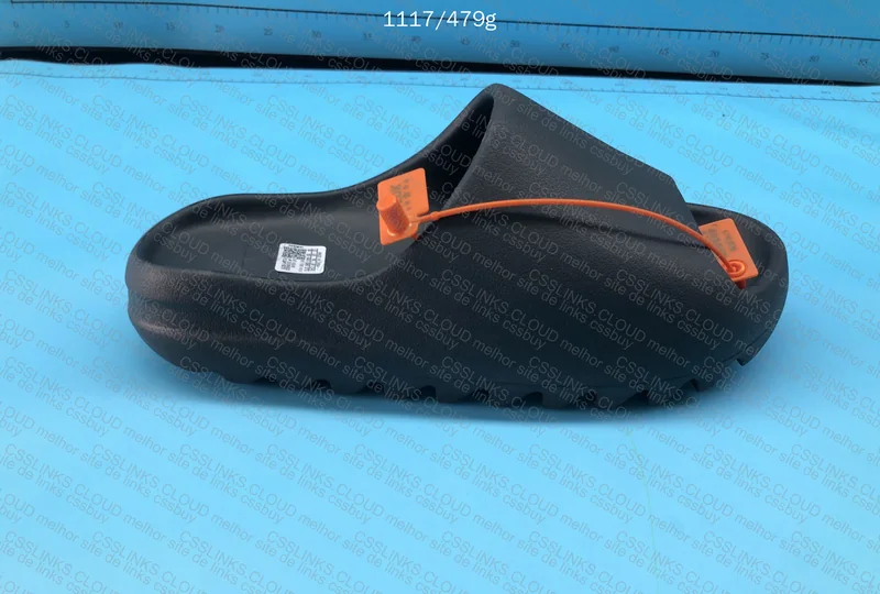 YEEZY SLIDE ONYX 7