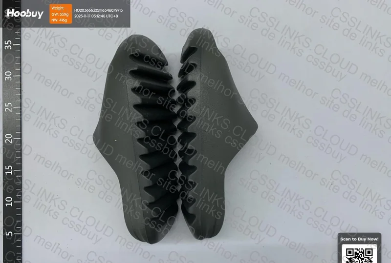 yeezy slide onyx 3