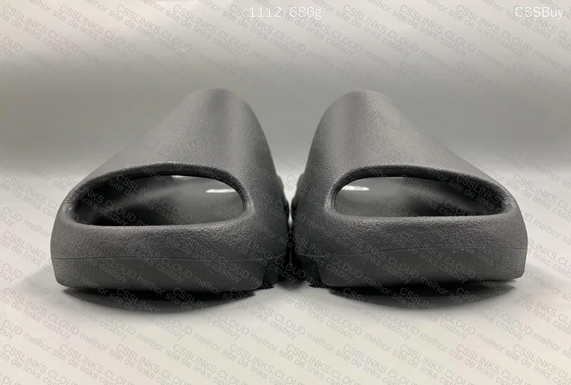 Yeezy Slide Onyx batch GY/DW 2