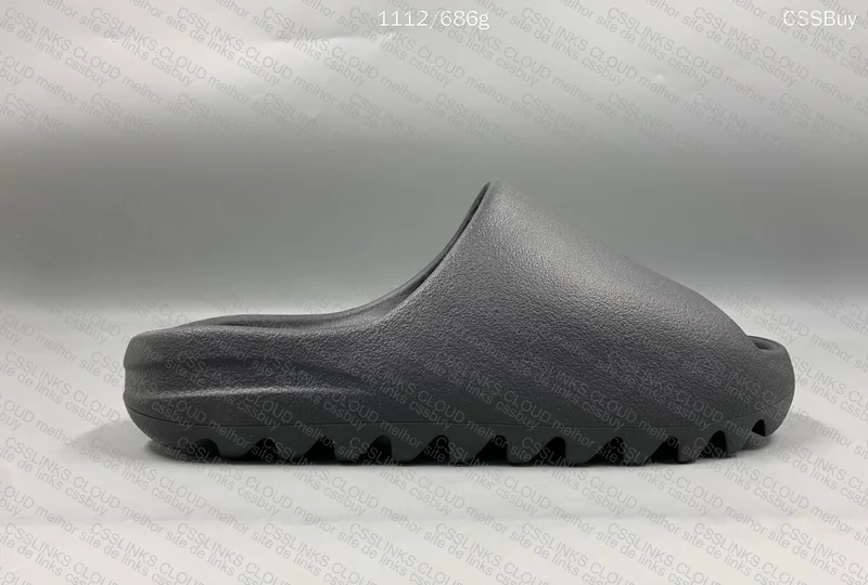 Yeezy Slide Onyx batch GY/DW 7