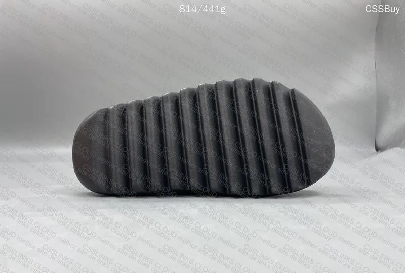 Yeezy Slide Onyx - GL? 4
