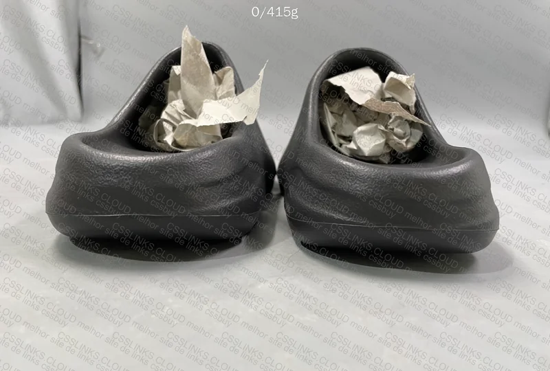 Yeezy Slide Onyx LW B 2