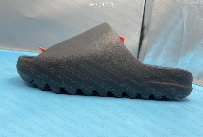Yeezy Slide Onyx (OPINEM PORFAVOR RAPAZIADA) 5