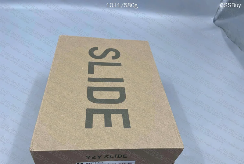 Yeezy Slide Onyx (Black)