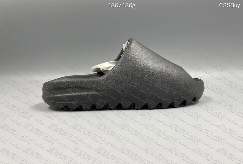 Yeezy Slide Onyx (Promotion) 3