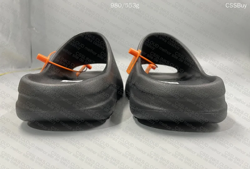 Yeezy Slide Onyx ZOK
