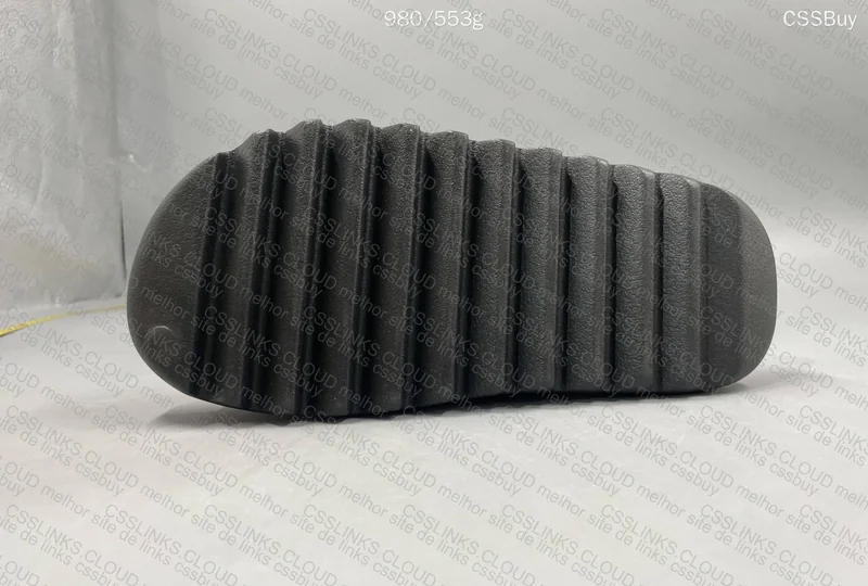 Yeezy Slide Onyx ZOK 5