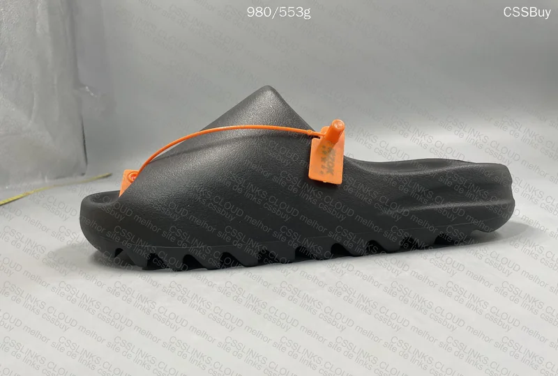 Yeezy Slide Onyx ZOK 7