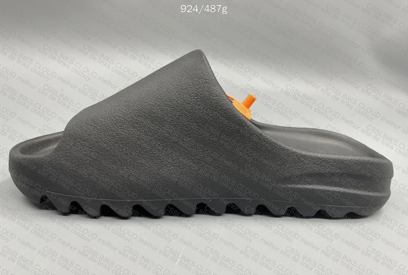 Yeezy Slide Onyx ZOK 5