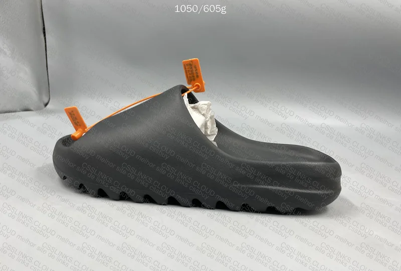 Yeezy Slide Onyx ZOK 8