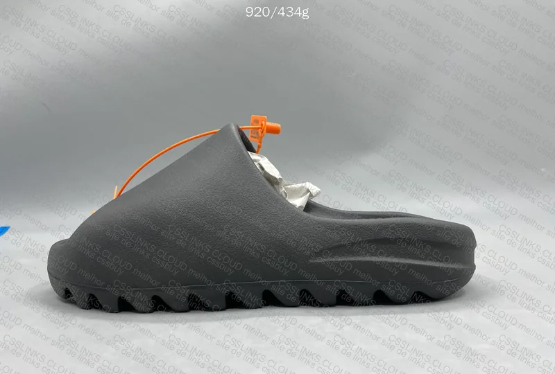 Yeezy Slide Onyx - ZOK