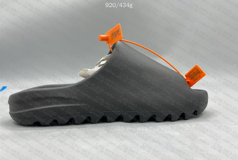 Yeezy Slide Onyx - ZOK 6