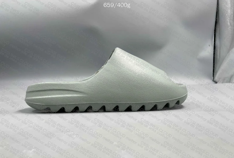 Yeezy Slide Straight Hit Barra da Tijuca 5