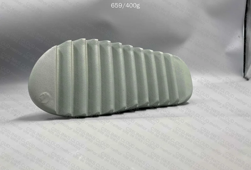 Yeezy Slide Straight Hit Barra da Tijuca 7