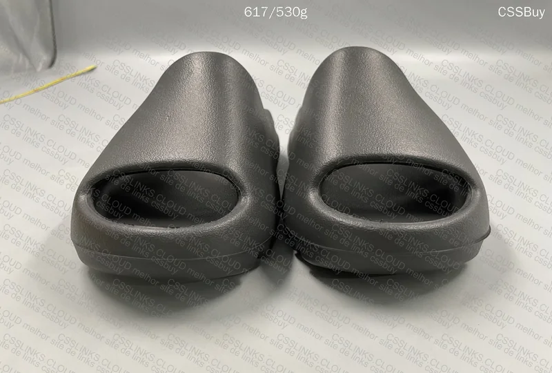 Yeezy Slide Black 2