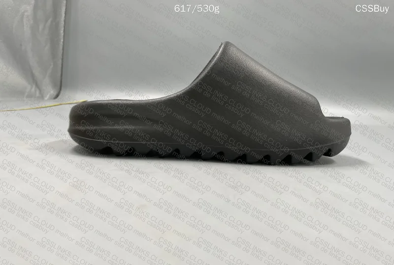 Yeezy Slide Black 9