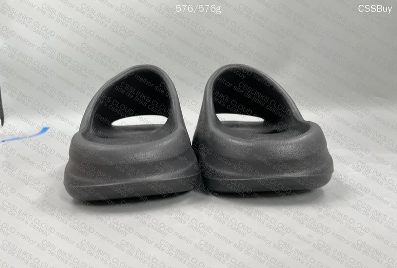 Yeezy Slide (Primeira Compra) 3