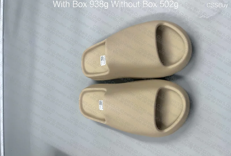 Yeezy Slide Pure 2