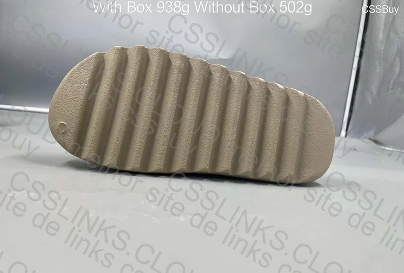 Yeezy Slide Pure 5