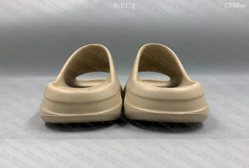 YEEZY SLIDE PURE 5