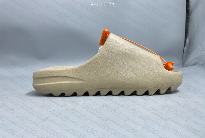 Yeezy Slide Pure (Ajuda) 3