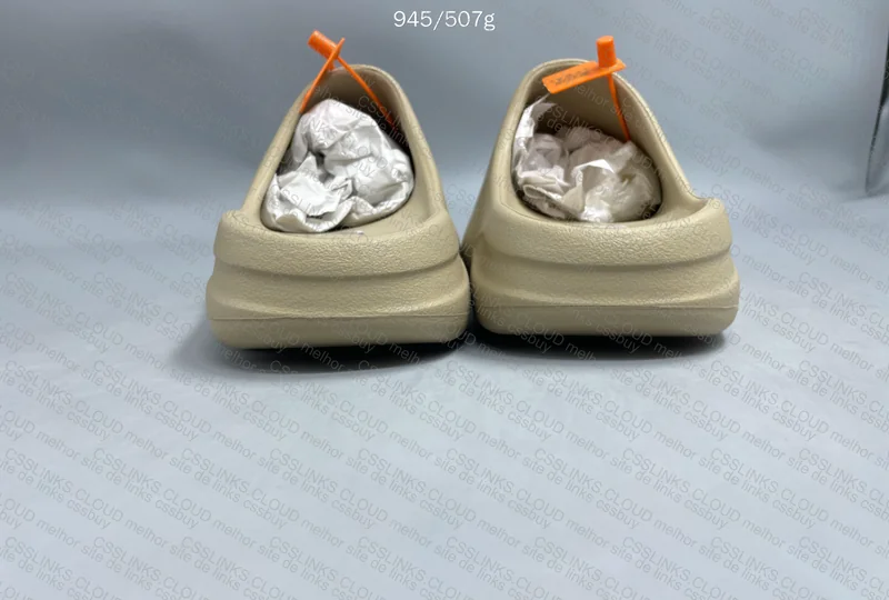 Yeezy Slide Pure (Ajuda) 6