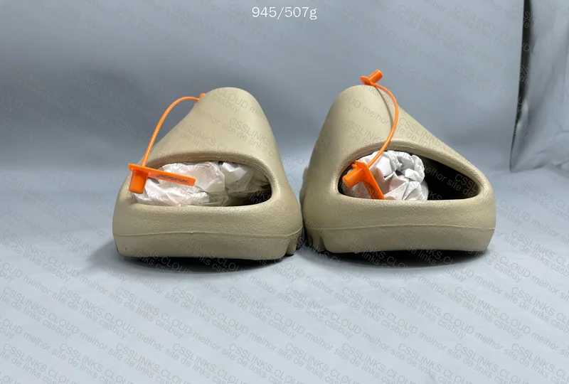 Yeezy Slide Pure (Ajuda) 7