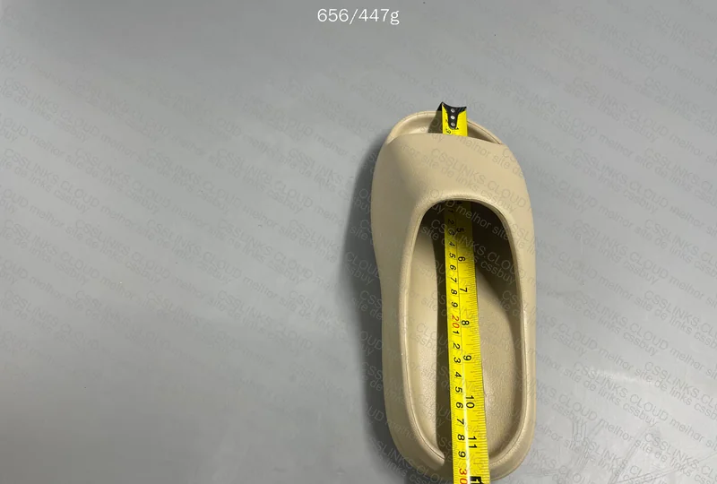 Yeezy Slide Pure LW B 5
