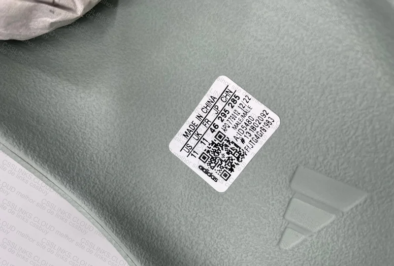 yeezy slide salt 10