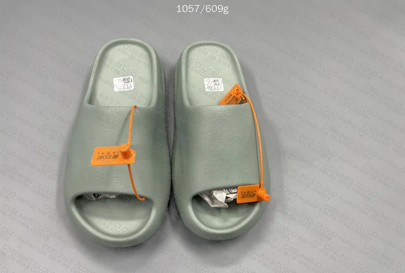 yeezy slide salt