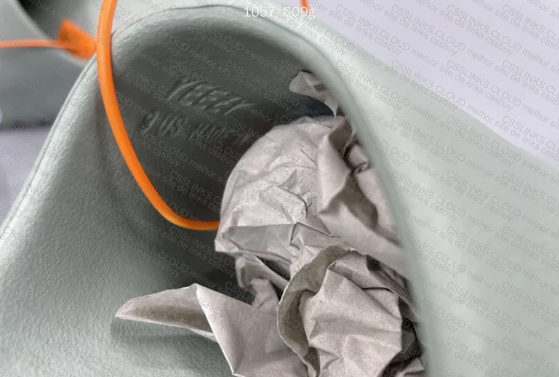 yeezy slide salt 10