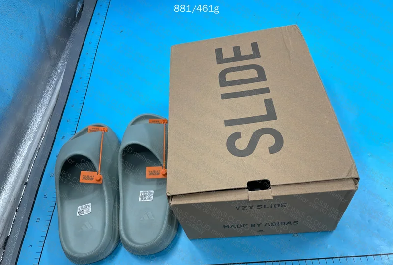 Yeezy Slide 'Salt' 6