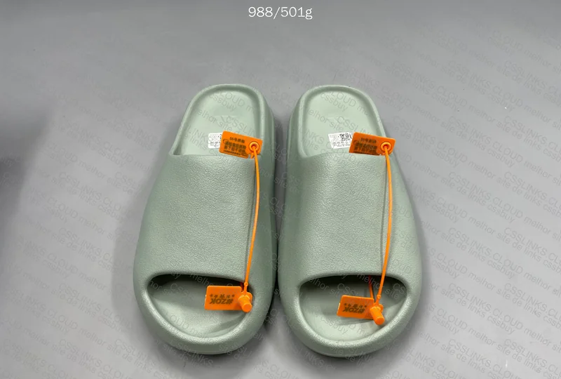 Yeezy Slide Salt - ZOK