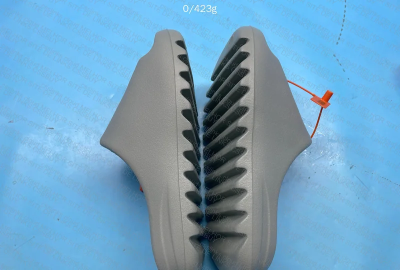 Yeezy Slide Salt - ZOK 5