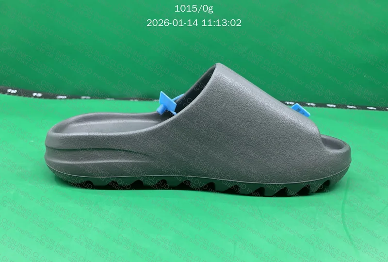 Yeezy Slide ta GL? 8