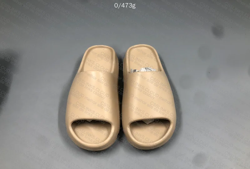 Yeezy Slide (Warm Sand Yellow) 3