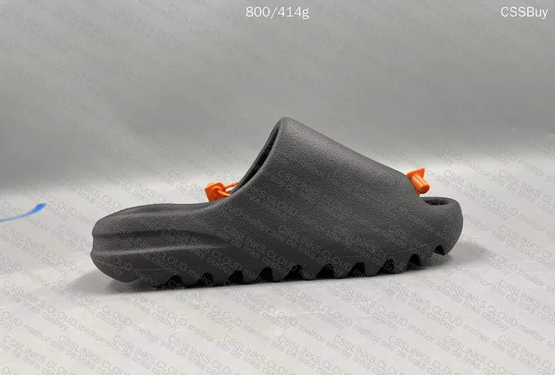 YEEZY SLIDE ZOK 3