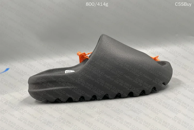 YEEZY SLIDE ZOK 9